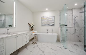Moore Owner's Bath
